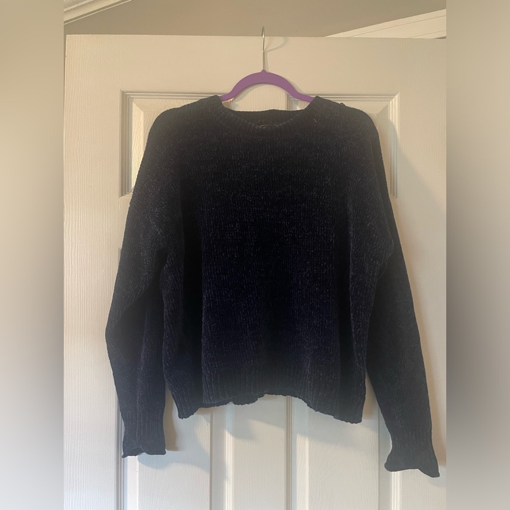 Ambiance apparel sweater
